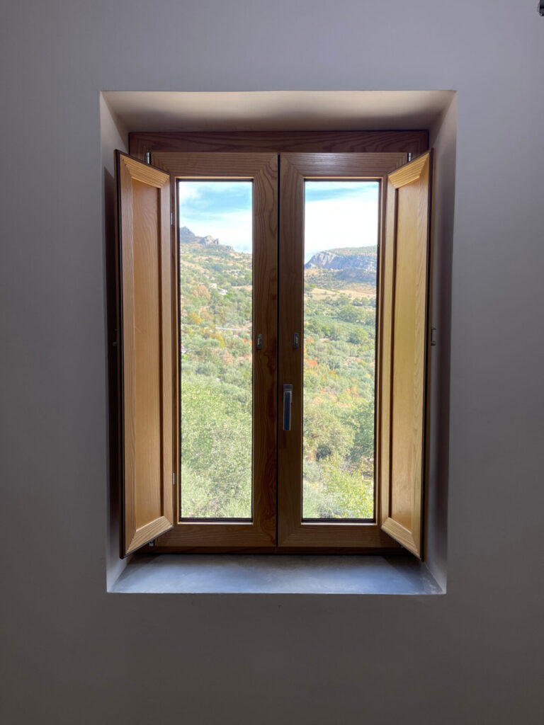 Infissi in alluminio legno Civita